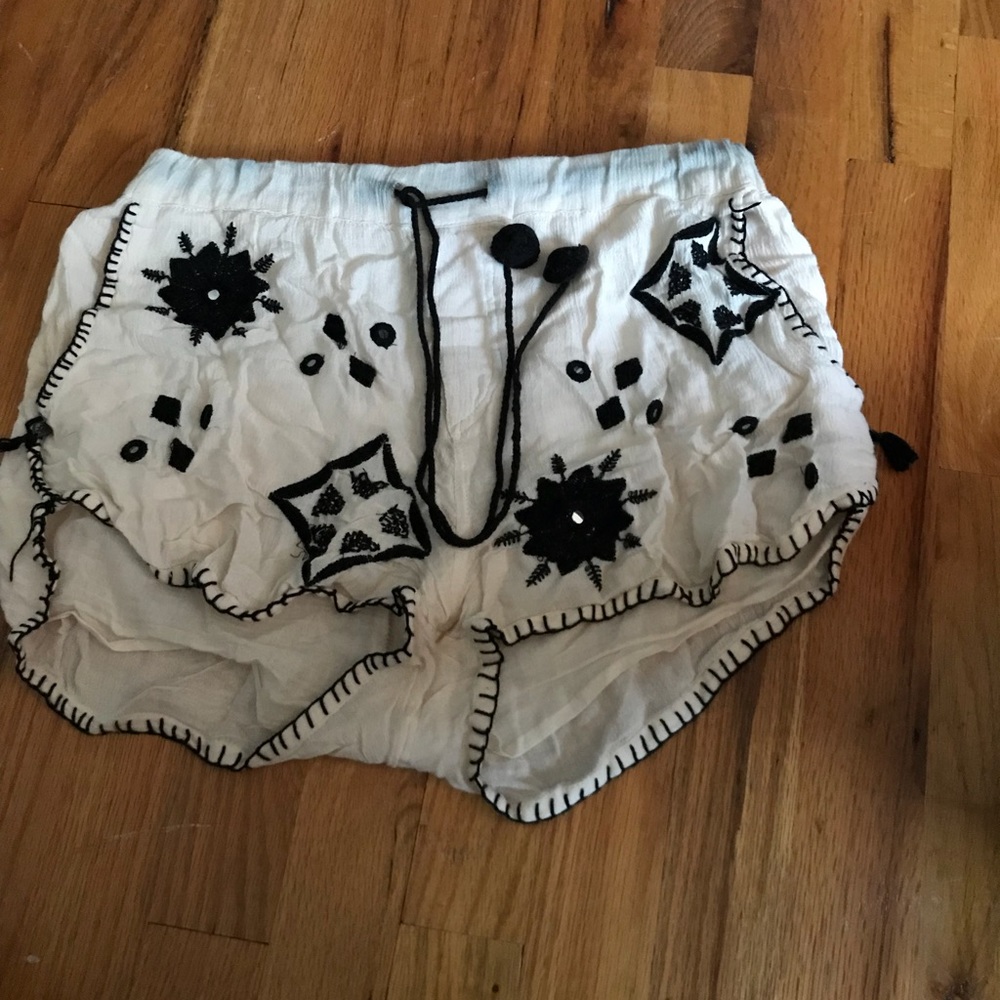 z and l shorts